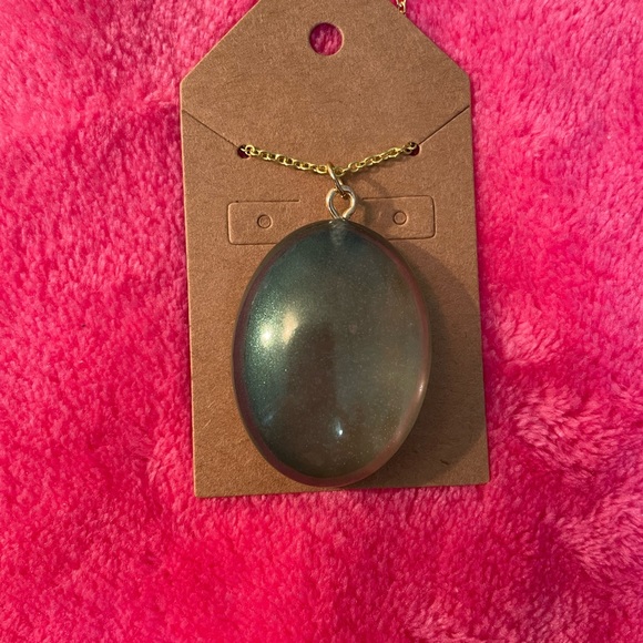 Meet your Posher, Ashley - Picture 5 of 12